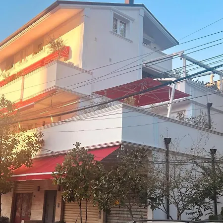 Cozy In * 地拉那